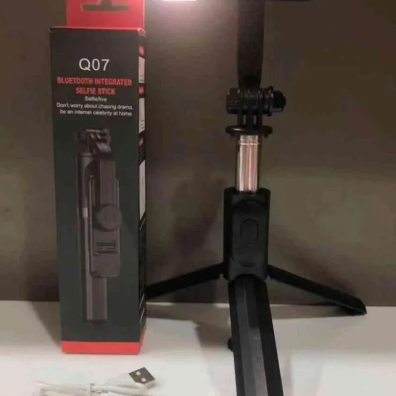 Q07 Selfie Stick Tripod Stand with LED Flash Light | Kinbo.site